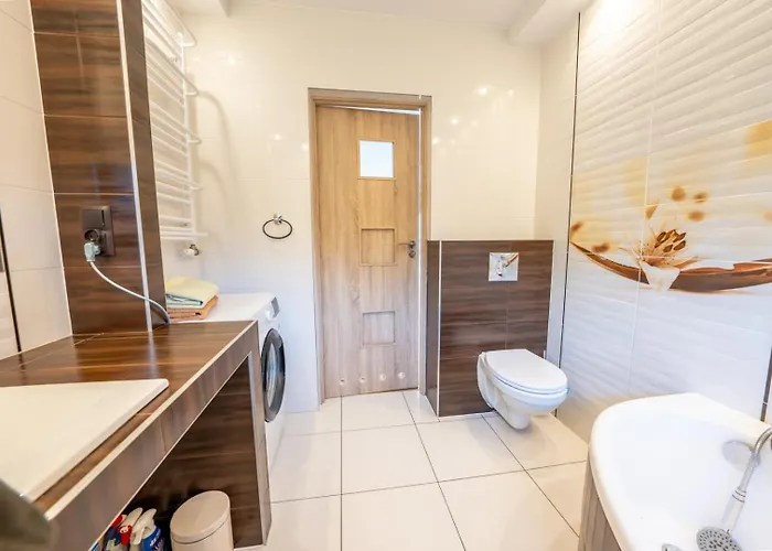 Dom Klaczno Z Kominkiem W Okolicy Lasow I Jeziora